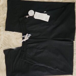 Vuori Halo Essential Wide-Leg Pants Sz M